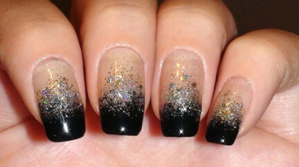 black-silver-glitter-gradient-nail-art-432x242