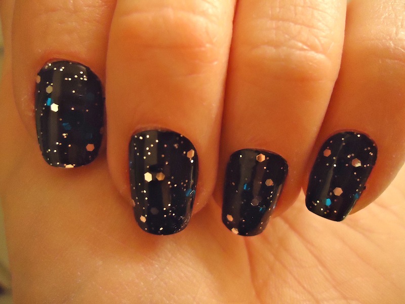 new-years-nail-design-1