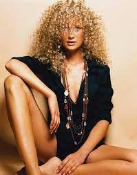 woman-oclock-brazilian-keratin