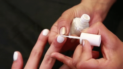 πως να βαψω τα νυχια μου