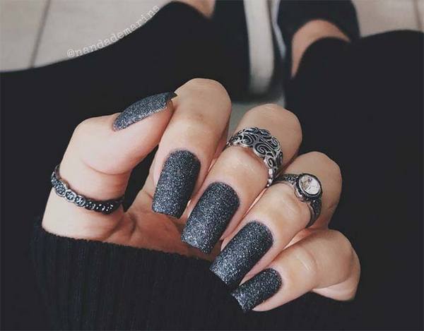 holiday_nail_art_designs_ideas_christmas_nails17