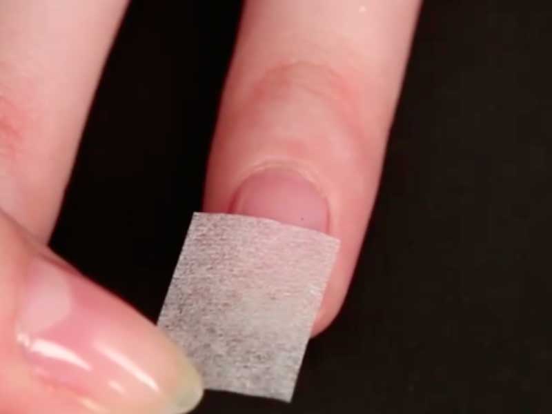 Πως να Φτιάξεις ένα Σπασμένο Νύχι. Το Video με 47 εκατομμύρια views