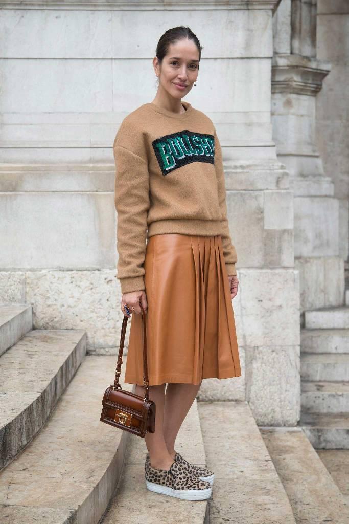 Stylish Outfits με Slip on Sneakers