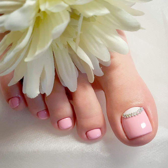 σχέδια πεντικιούρ 2017