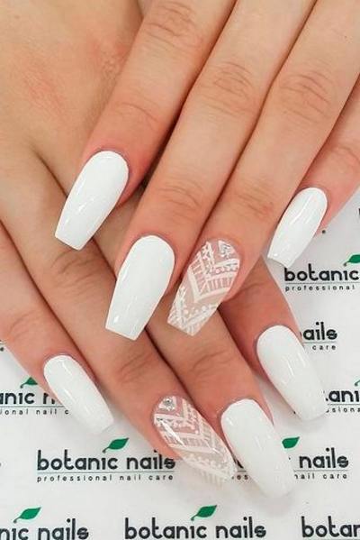 σχέδια νυχιών για νύφη